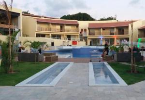 Pipa Solar Água Flat Master Luxo para 2 Casais com Ar Condicionados Independente Apto 252