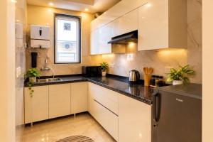 Gold Stayz 1bhk Apartment Near Unitech Cyber Park Sec 46 Gurgaon