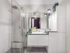 Stay&Work Deluxe Studio with Parking