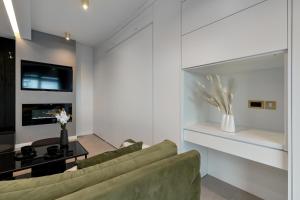 Luxury Two-level Apartment in Gdańsk Center with Pool, Gym and Sauna by Renters Prestige
