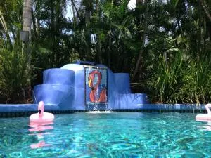 Pink Flamingo Resort - Cassowary