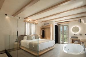 Manili Boutique Suites & Villas, an SLH Hotel
