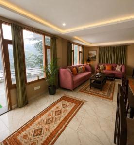 Deodar Bliss-Kufri Hill View Retreat