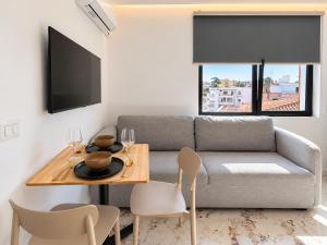 Matisse No27 - City Center Studio Apartment