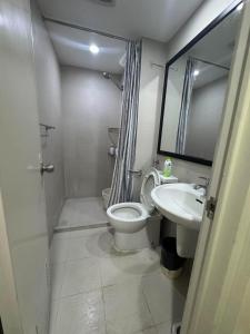 Azure Staycation by Jo & Jo Near Sm Bicutan & NAIA