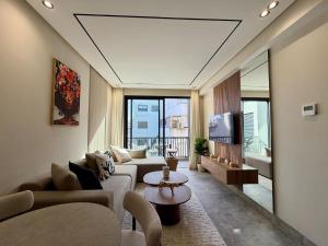 Sunset Suite - Modern 1BR by CFC & Anfa Park