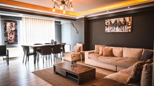 Akhome - Luxury dublex apartment