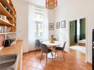 Bohemian Piano Flat in Prague 1