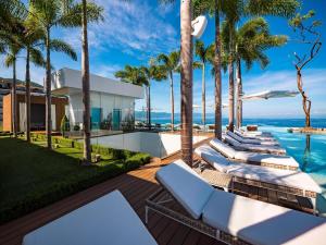 PIER 57 - 710 Fabulous & Luxurious 2 BR Penthouse