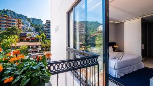 PIER 57 - 710 Fabulous & Luxurious 2 BR Penthouse
