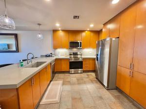 Las Palomas Phase II Cabrillo 904 Exceptional Oceanview 2BR 2BA Unit
