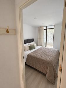 Aro Beach Flat