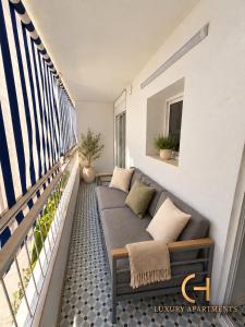Aro Beach Flat