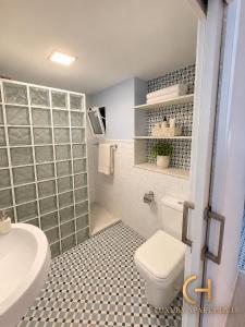 Aro Beach Flat