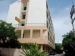 Central Place Hotel