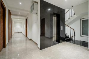 Aristo Grand Hotel with Bathtub by Aura Homes Near Sector 54 Chowk Metro Golf Course Road Gurgaon