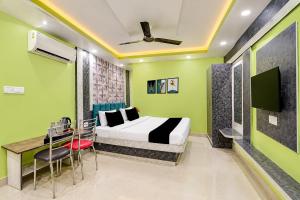 Super Townhouse Butler Road Near Maripur Chowk