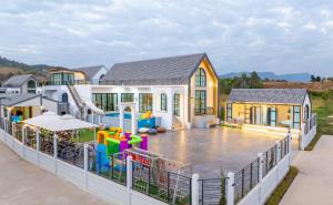 Phuttho Pool Villa Khaokho พุทโธ พูลวิลล่า เขาค้อ