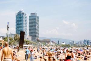 Casa Natura Barcelona Fira & Camp Nou Stadium