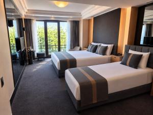 Tan Hotel - Special Category
