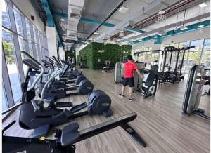 StayShort - Dubai South apartment for 4 Great Location