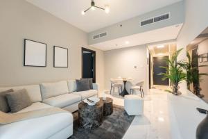 StayShort - Dubai South apartment for 4 Great Location