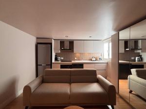 2BR with elevator near Galataport