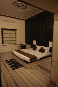 ELARA HOUSE 2BHK in Heart of Ajmer Couples&Family
