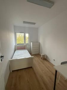 Lumina I Comfort 2BR Apt with Parking & AC & Balcony