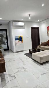 White Marble La Soukra