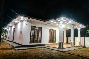 Villa Star Weligama