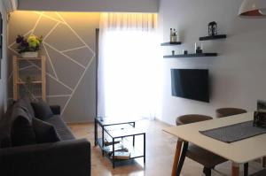 Tonis - Cosy Apartment next to Acropolis
