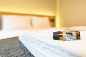 Tonis - Chill Pagrati Home With Parthenon View