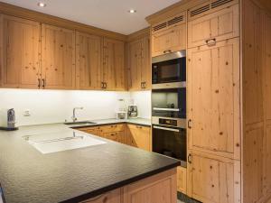 Splendida sistemazione presso Chalet Carla a Listolade, con una vista da sogno