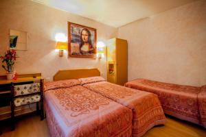 Hotels Hotel Leonard De Vinci : photos des chambres