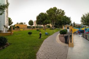Paradise in Torremolinos Malaga, Recep 24 h, Swimming Pool, near to the beach, city center and airport, train, bus, taxi
