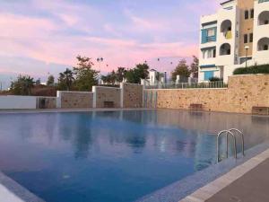 Stunning sea views in a residential complex, with swimming pool, in Mdiq