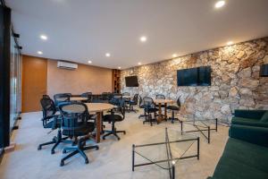 Luxury Apartment in Merida with Pool and Coworking Space