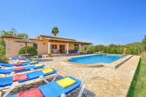 Villa Vobis by Villa Plus