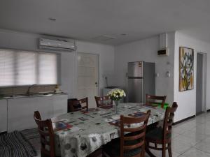Oriana Apartment 4 Spacious 2BR Free WiFi Near Apia