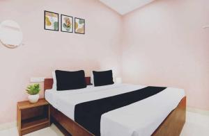 Hotel O IIT Banaras Road