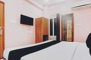 Hotel O IIT Banaras Road