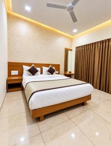 Ganeshratna Ventures Hotel Veluvan