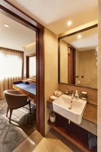 Hotel Uri&