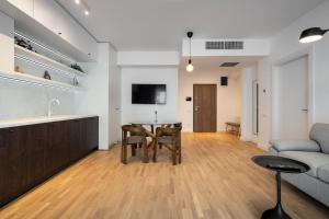 MTM Pipera Lake 1BR Apartment with Paid Parking