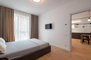 MTM Pipera Lake 1BR Apartment with Paid Parking