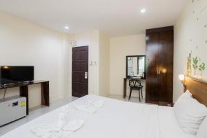 Aizel Inn, Patong Beach