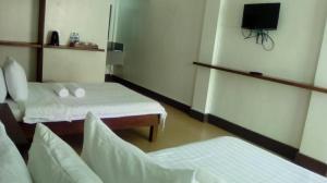 Pineapple Island Resort