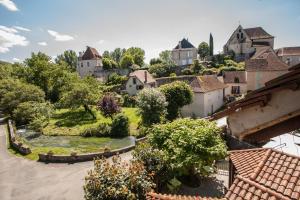 Hotels Logis Auberge de l'Ile : photos des chambres