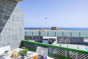 Aquarius 18 by VillaGranCanaria